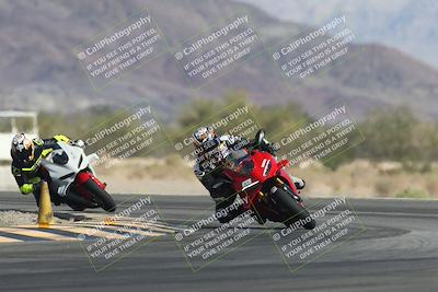 media/Oct-30-2025-Racers Edge (Thu) [[dabbdaf680]]/3-B Group/Session 2 (Turn 14)/